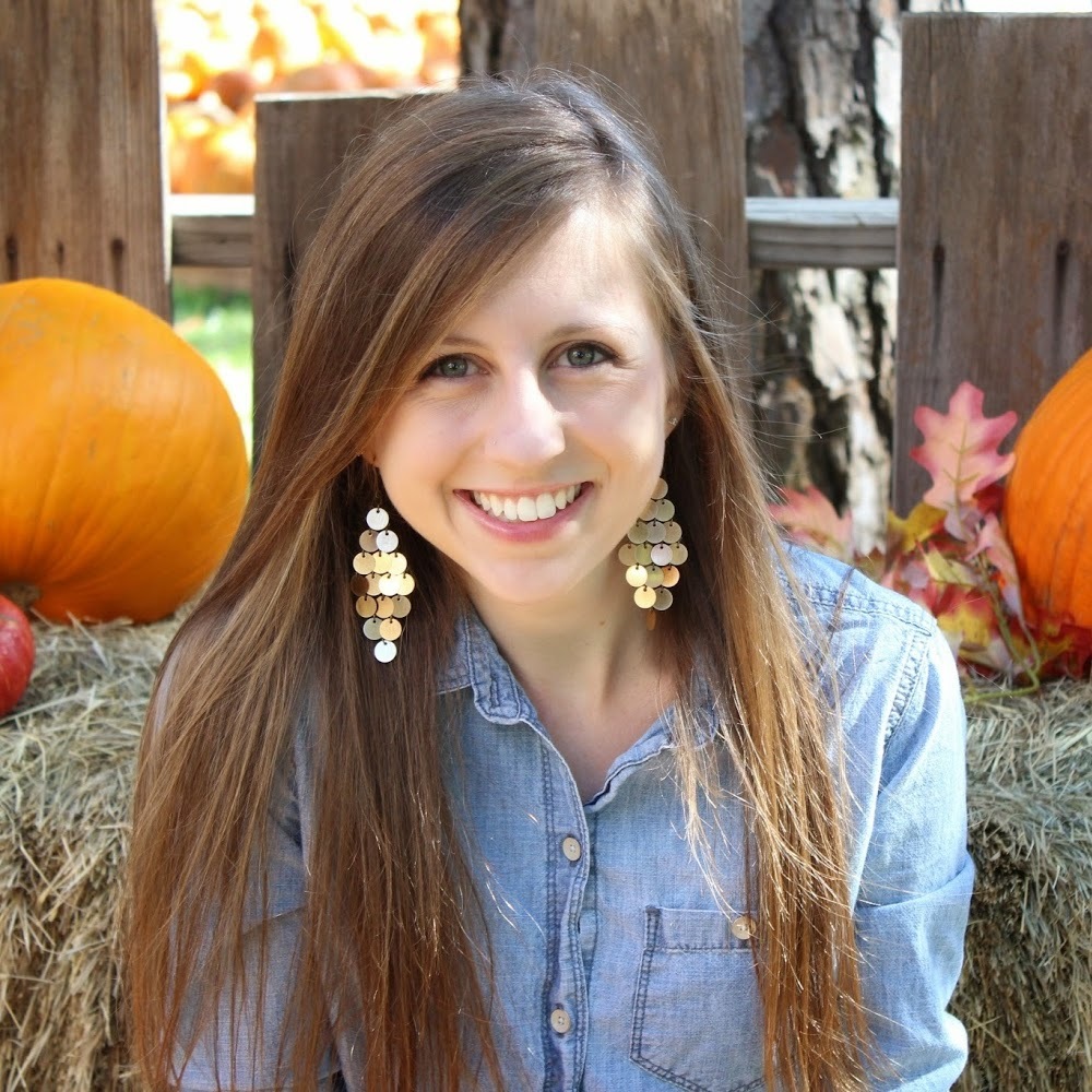 Meet your Posher, Alicia